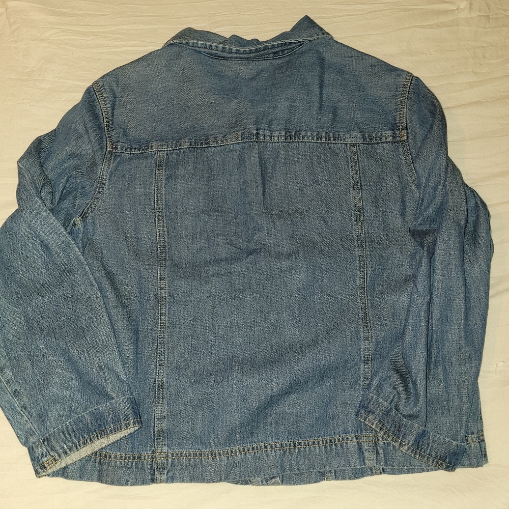Light Jean jacket - Picture 5 of 5